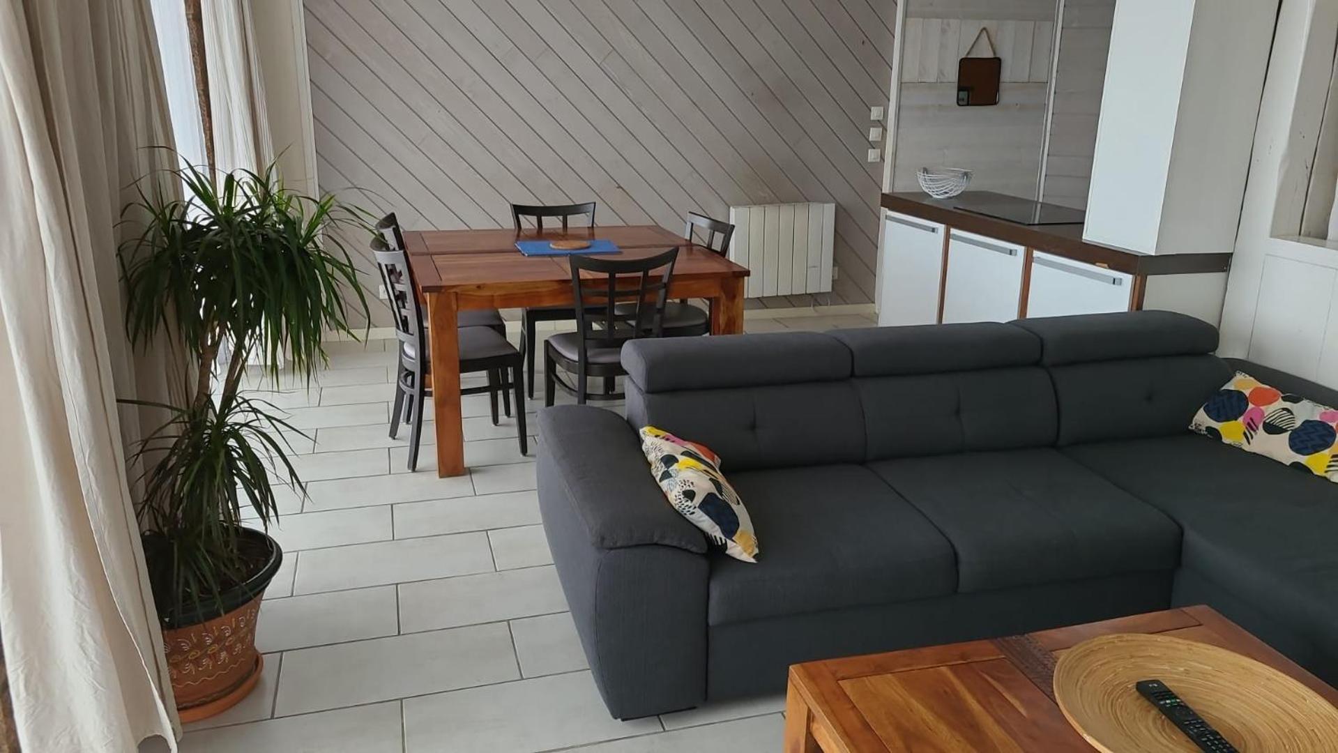 Appartement Vue Mer, Rdc, Plage De Trestrignel Perros-Guirec Ngoại thất bức ảnh